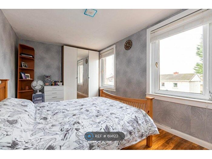 3 Bedroom Semi-Detached House To Rent In Fernieside Crescent, Edinburgh, EH17