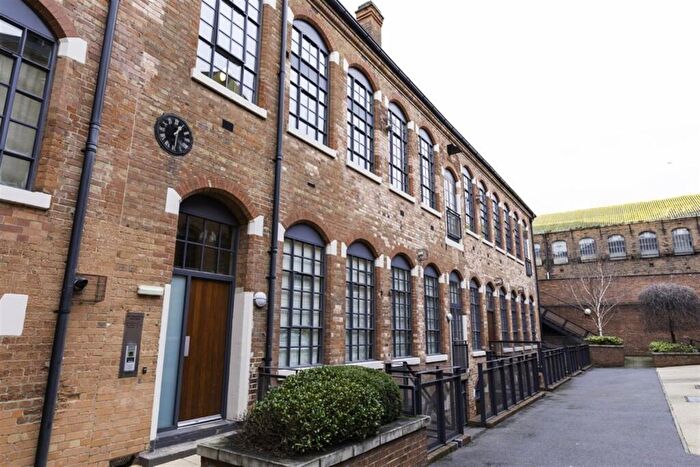 2 Bedroom Apartment To Rent In William Bancroft Building, NG3