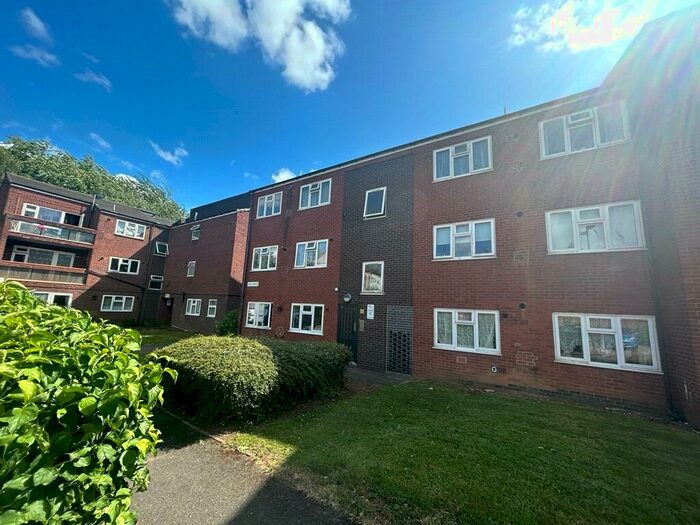 2 Bedroom Flat To Rent In Peel Drive, Loughborough, Leicestershire, LE11