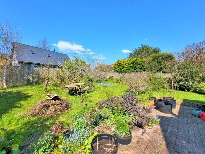 5 Bedroom Detached House For Sale In Foxley Lane, High Salvington, Worthing, BN13