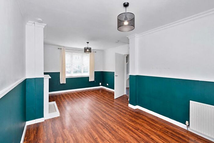 2 Bedroom Terraced House To Rent In Dalhousie Road West, Bonnyrigg, EH19