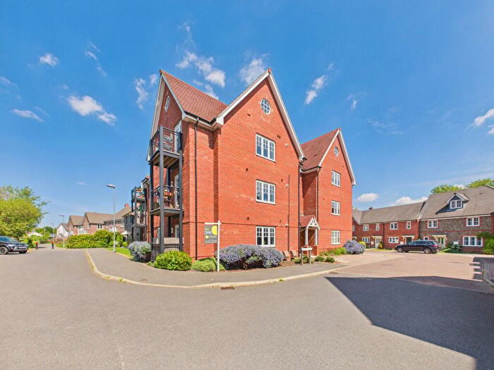 2 Bedroom Flat For Sale In Norman Close, Sible Hedingham, Halstead, CO9