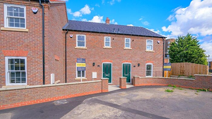 3 Bedroom Terraced House For Sale In Lynn Road, Wisbech, Cambs, PE13