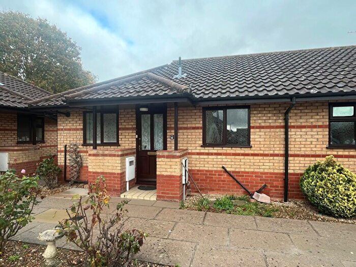 1 Bedroom Semi-Detached Bungalow For Sale In Leiden Fields, Spalding, PE11