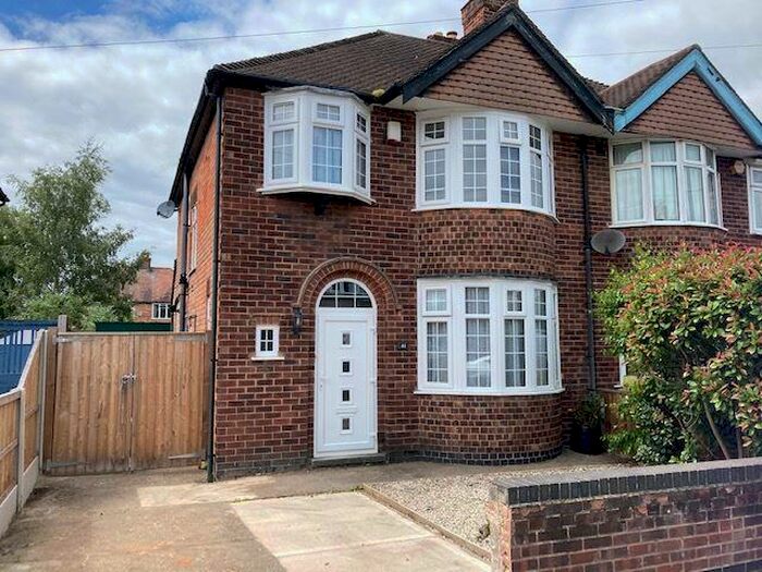 3 Bedroom Detached House To Rent In Kingswood Road, Nottingham, NG8