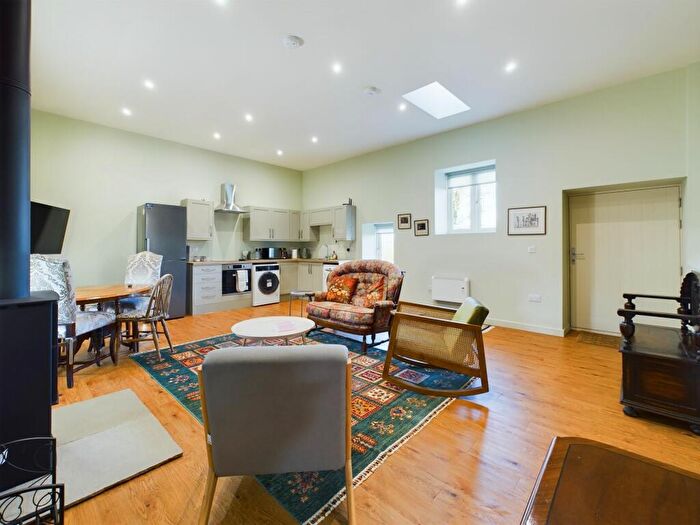 2 Bedroom Barn To Rent In Whitehall, Watling Street, NN7