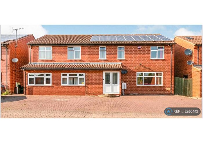 6 Bedroom Detached House To Rent In Belsize Avenue, Milton Keynes, MK6