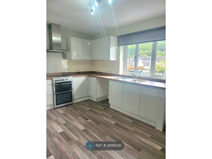 3 Bedroom Flat To Rent In Miller Street, Innerleithen, EH44