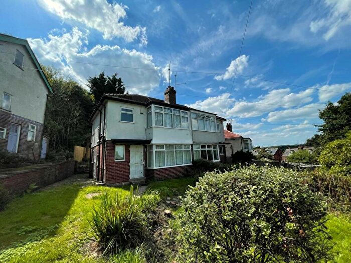 3 Bedroom Semi-Detached House To Rent In Shire Oak Road, Headingley, Leeds, LS6