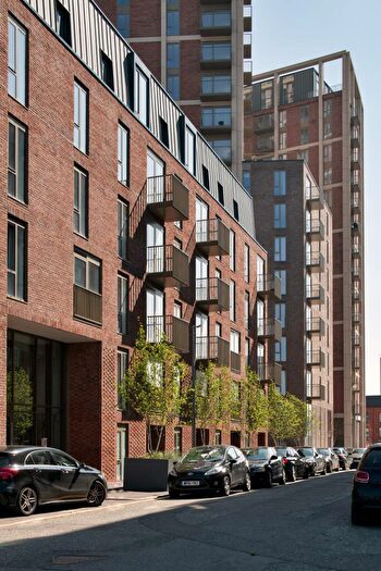 2 Bedroom Flat To Rent In Local Crescent, Hulme Street, Salford, M5