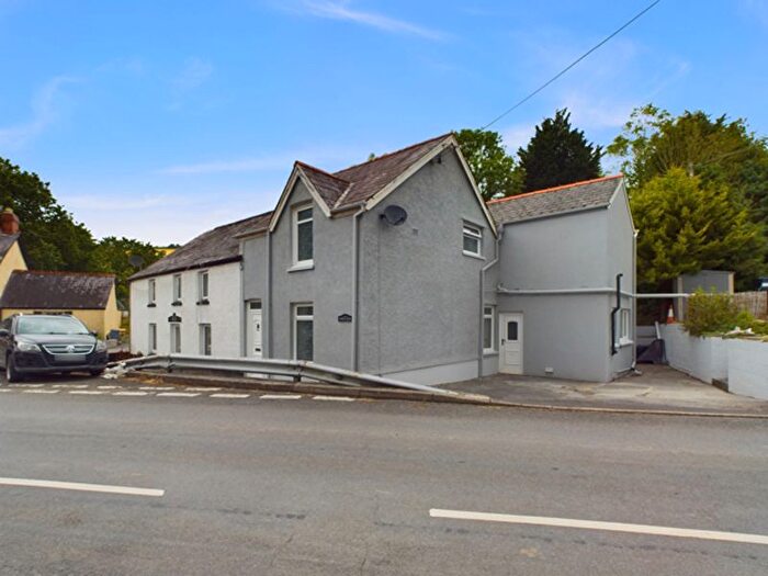 3 Bedroom Semi-Detached House For Sale In Whitemill, Carmarthen, SA32