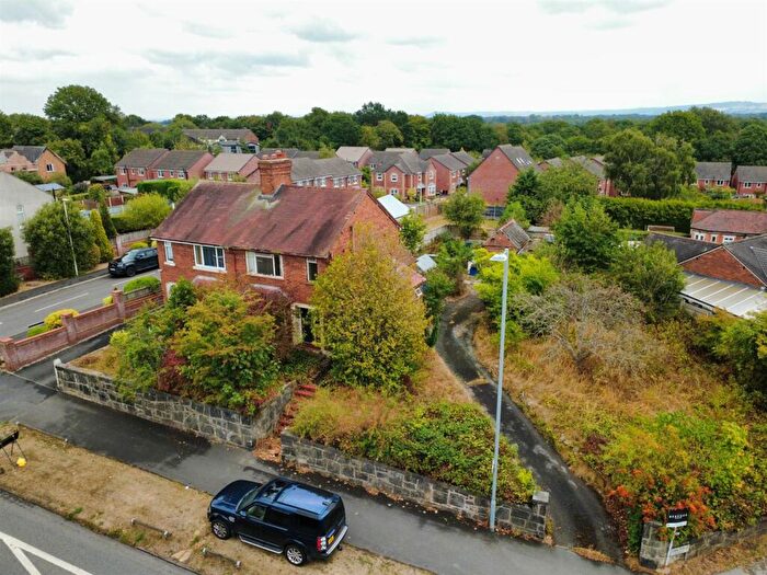 3 Bedroom Semi-Detached House For Sale In Crewe Road, Sandbach, CW11
