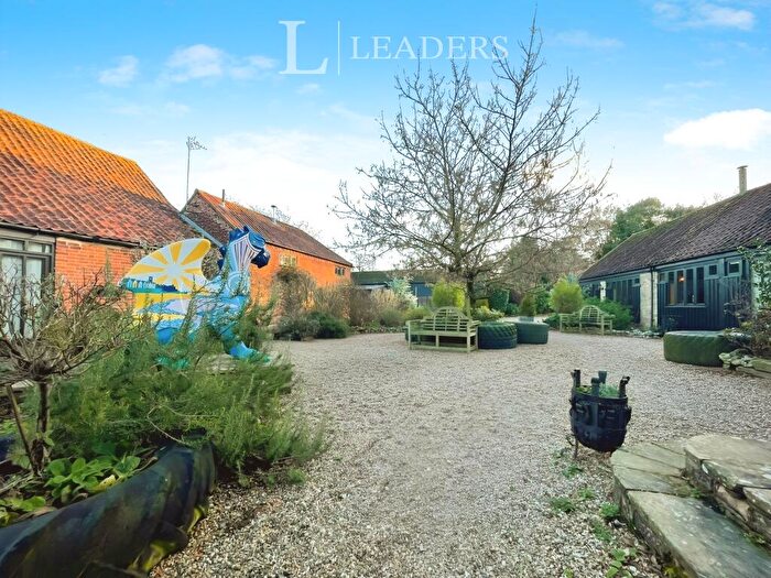 4 Bedroom Detached House To Rent In Roundabout Farm, Norfolk, NR20