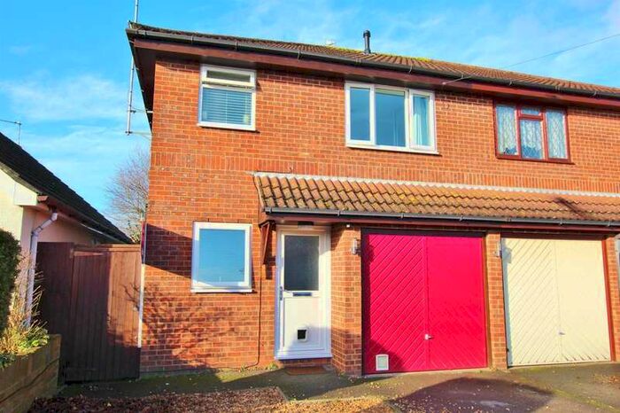 3 Bedroom Property To Rent In Western Avenue Bournemouth, BH10