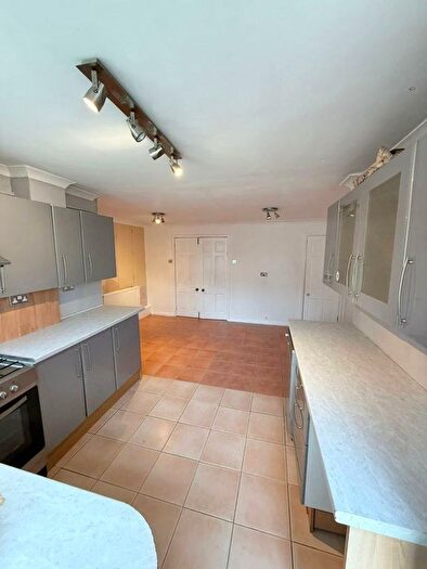 3 Bedroom Terraced House To Rent In Heol Y Twyn, Pontlliw, Swansea, SA4