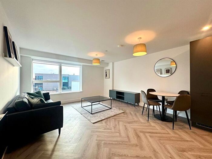 1 Bedroom Apartment To Rent In Upper Gough Street, Birmingham, B1