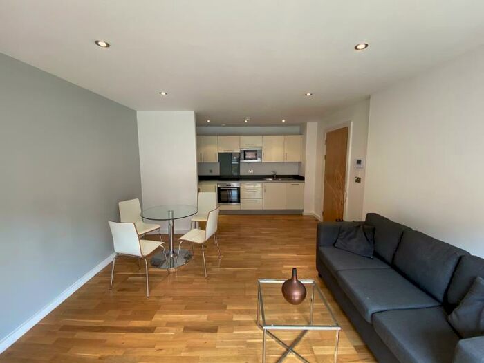 2 Bedroom Apartment To Rent In Apt G. :: Flint Glass Wharf, M4