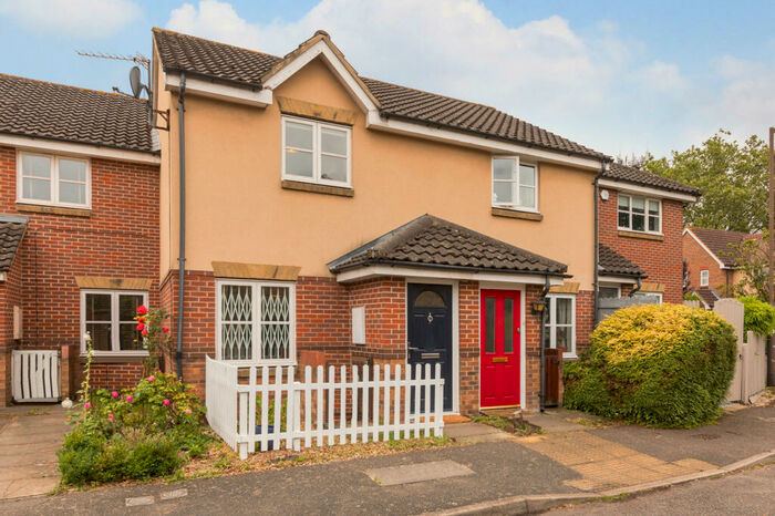 2 Bedroom Terraced House To Rent In Abbotswood Road, London, SE22