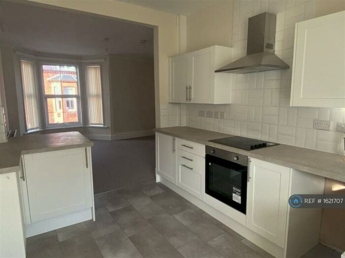 2 Bedroom Flat To Rent In Margaret Street, Beaumaris, LL58