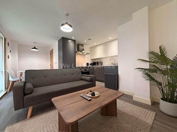 2 Bedroom Apartment To Rent In Halo House, Simpson Street, M4