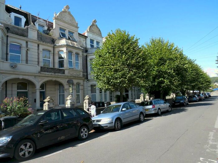 Apartment To Rent In Weston-Super-Mare, Graham Road, BS23