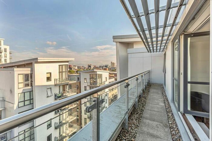 Studio To Rent In Yeo Street, London, E3