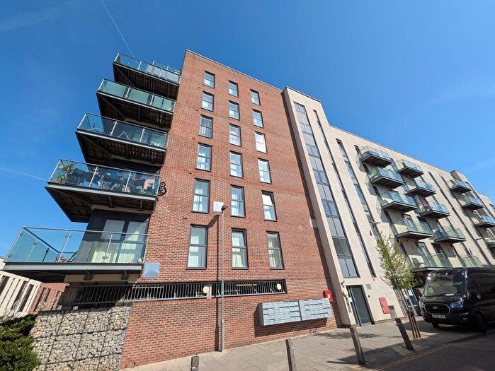 2 Bedroom Flat To Rent In St. Andrews House, Academy Central, Dagenham, RM8