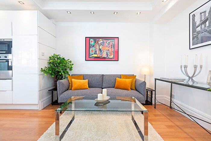 1 Bedroom Flat To Rent In Sloane Avenue, London, SW3