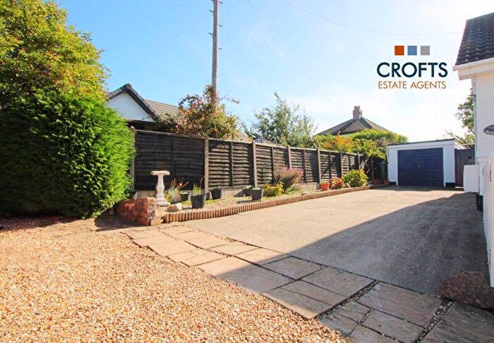 2 Bedroom Bungalow For Sale In Carlton Avenue, Healing, DN41
