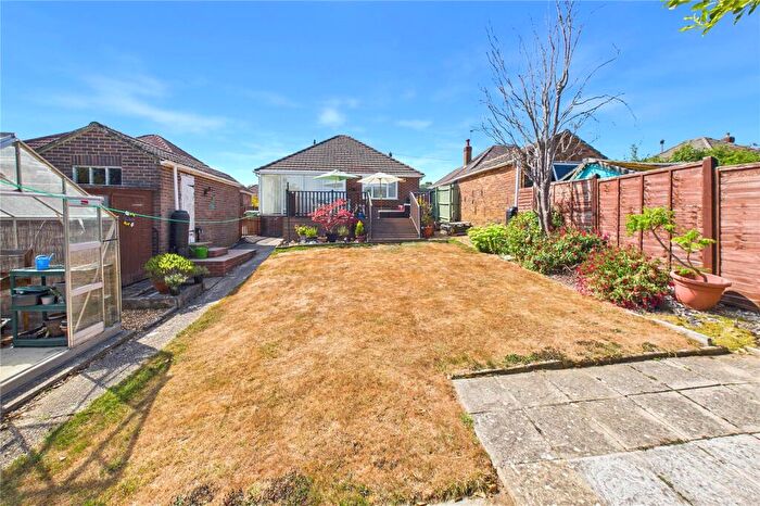 3 Bedroom Bungalow For Sale In Coventry Crescent, Poole, Dorset, BH17 - Photo 3