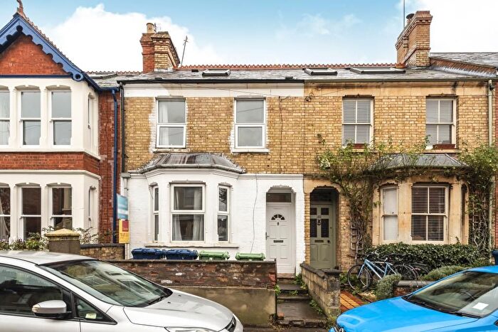 5 Bedroom Terraced House To Rent In Warwick Street, Student Bedroom, OX4