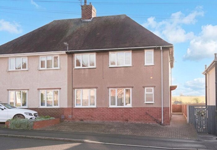 4 Bedroom Semi Detached House For Sale In Devonshire Avenue North, New Whittington, S43