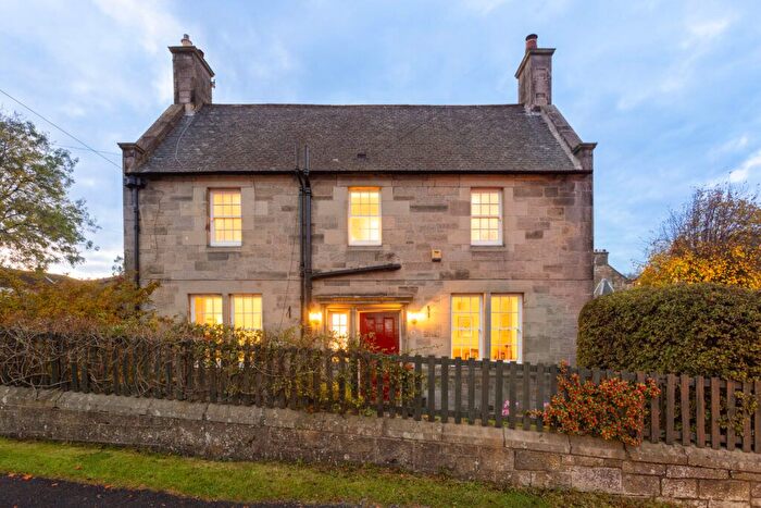 3 Bedroom Semi Detached House For Sale In Ecclesmachan Road, Uphall, West Lothian, EH52