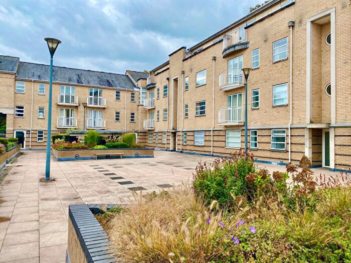 2 Bedroom Flat To Rent In Petersfield, Cambridge, CB1