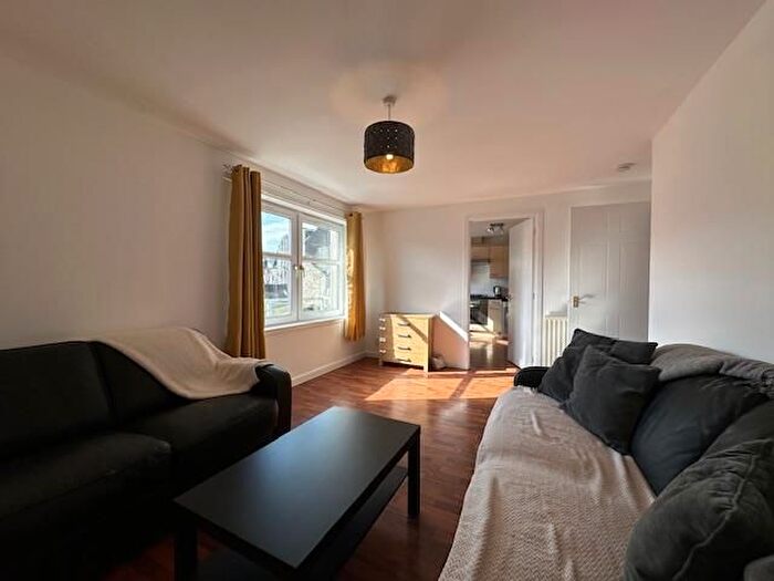 2 Bedroom Flat To Rent In G Union Glen, Aberdeen, AB11