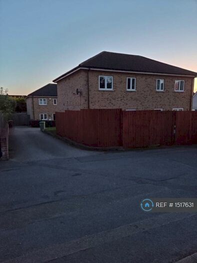 3 Bedroom Semi-Detached House To Rent In Conrad Court, Nottingham, NG6