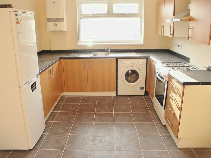 2 Bedroom Flat To Rent In Cranbury Avenue, Southampton, SO14