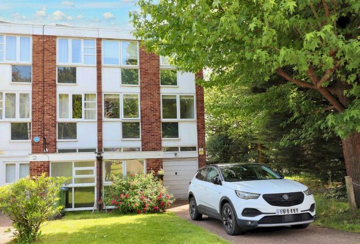 3 Bedroom End Of Terrace House To Rent In Silver Tree Close, Walton-On-Thames, Surrey, KT12
