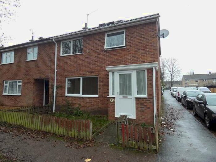 3 Bedroom Semi-Detached House To Rent In Elm Road, Thetford IP24