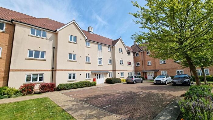 2 Bedroom Flat To Rent In Kensington Way, Polegate, BN26