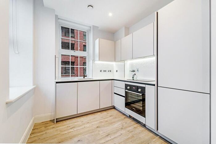 2 Bedroom Apartment To Rent In Horlicks Quarter, Slough, London, SL1