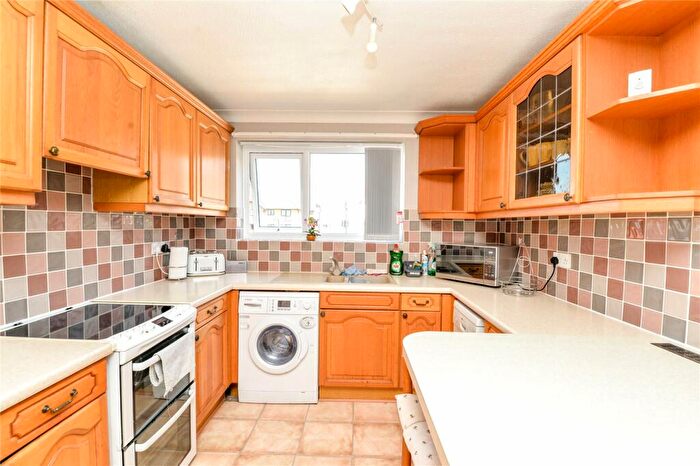 2 Bedroom Apartment For Sale In Westminster Court, Marine Drive, Barton On Sea, Hampshire, BH25
