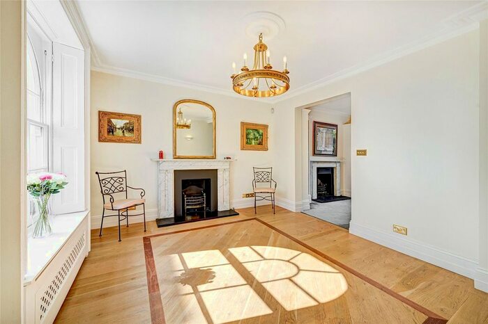5 Bedroom Property To Rent In Chester Row, Knightsbridge, SW1W
