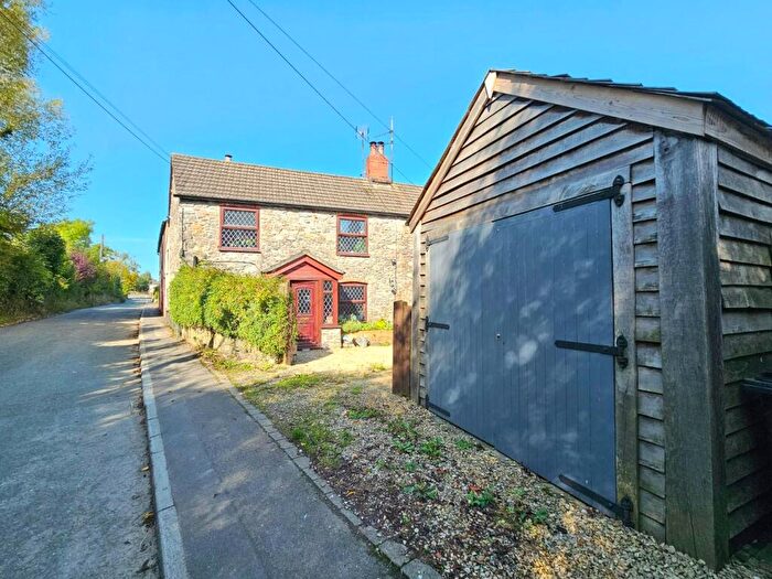 3 Bedroom House For Sale In Station Road, Charfield, Gloucestershire, GL12