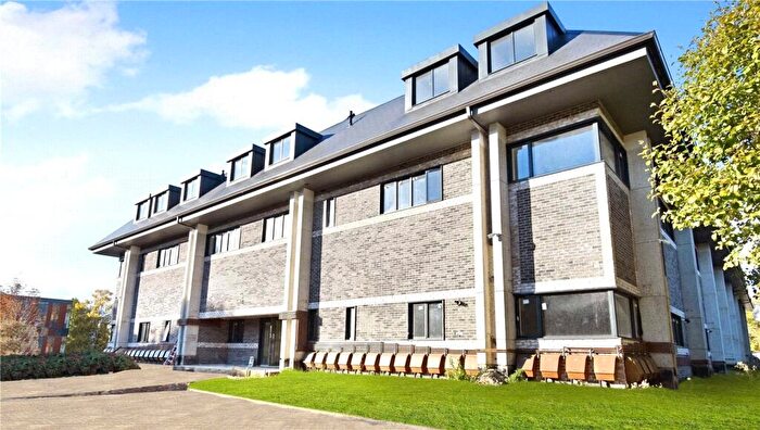 1 Bedroom Apartment To Rent In Emerald House, A London Road, Newbury, Berkshire, RG14