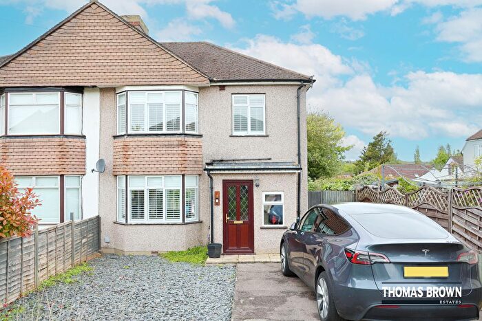 3 Bedroom Semi-Detached House For Sale In Georges Close, Orpington, BR5