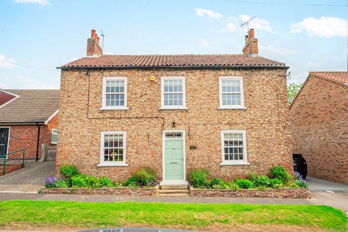 5 Bedroom Detached House For Sale In Church Street, Dunnington, York, YO19