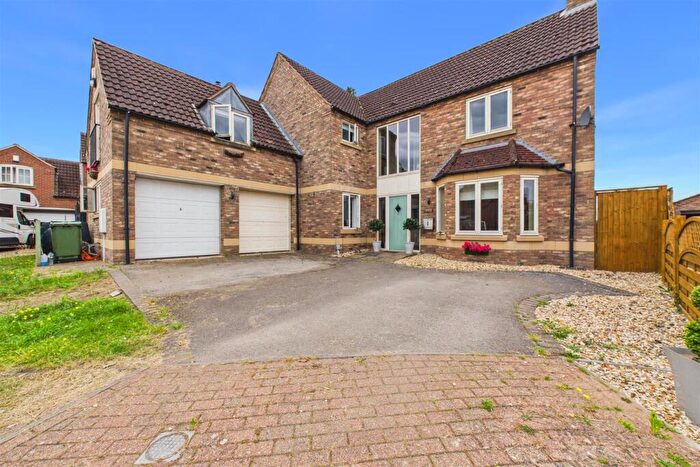 4 Bedroom Detached House For Sale In Watson Close, North Clifton, NG23
