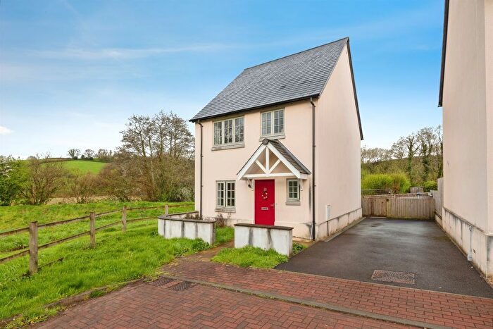 3 Bedroom Detached House For Sale In Barnsclose Mead, Dulverton, TA22