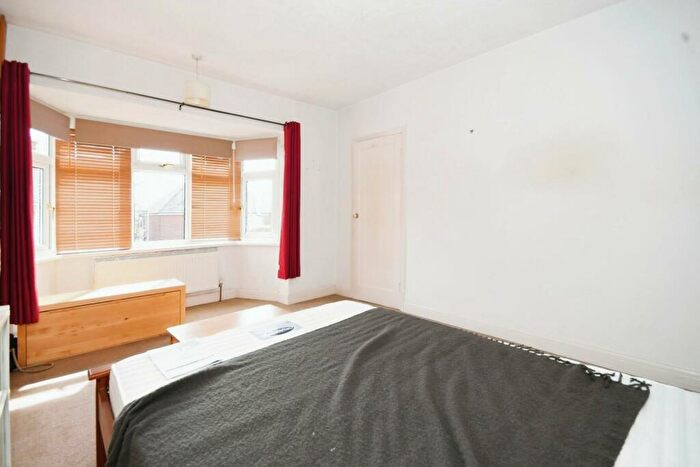 2 Bedroom Semi-Detached House For Sale In Brookbank Avenue, Brockwell, Chesterfield, S40